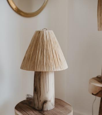 Lampe Artisanale en Bois et Raphia